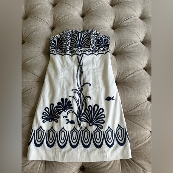 Lilly Pulitzer Strapless Dress with Navy Embroidery - Picture 2 of 10